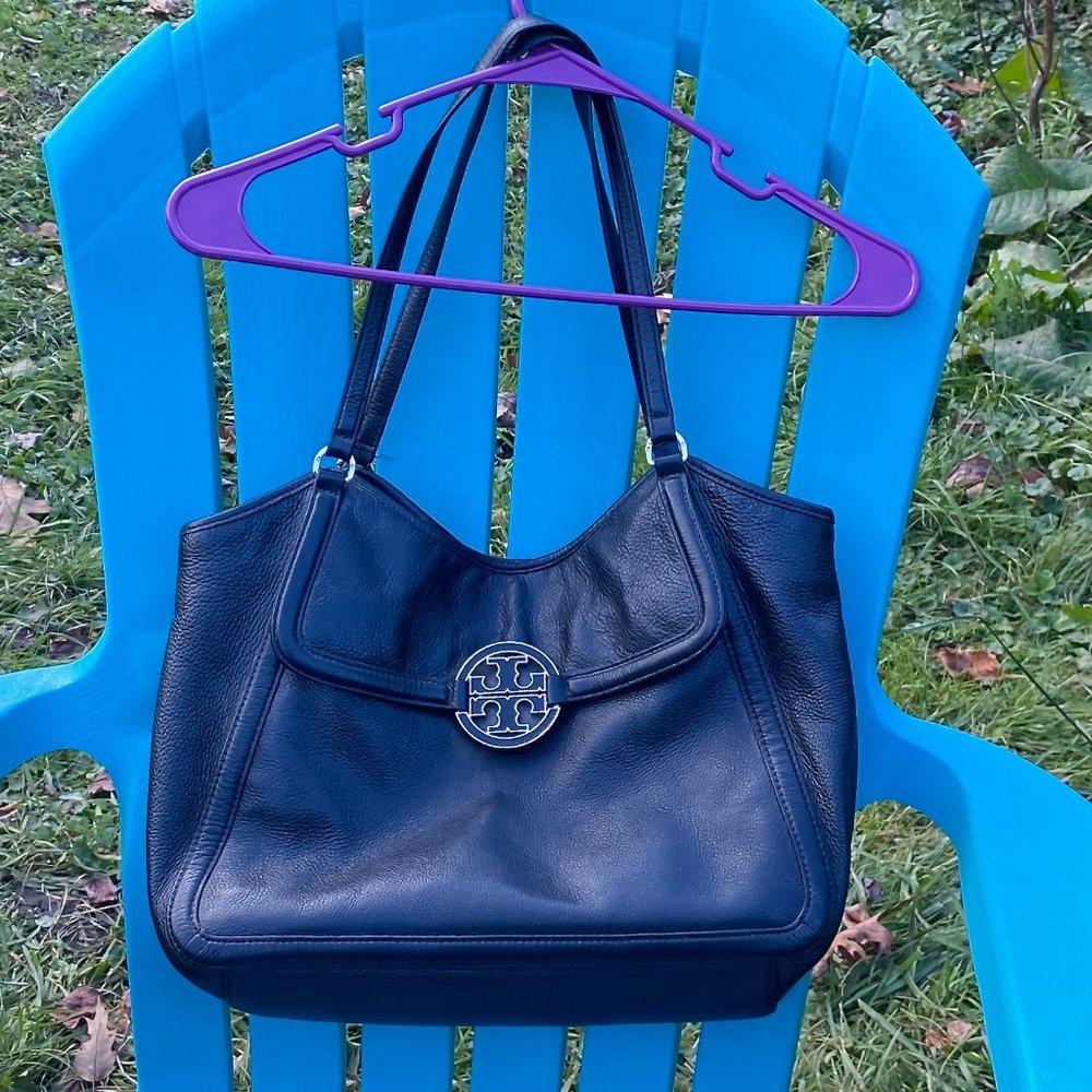 Tory Burch Small Amanda Easy Tote